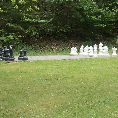 Hof Biggen Κάμπινγκ 3*